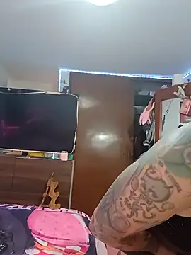 pinklajokr online show from March 18, 2026, 12:08 pm