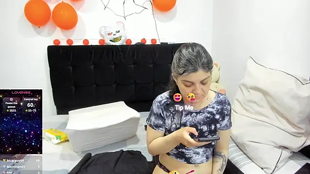 Yin yang hot online show from October 25, 2025, 11:42 am