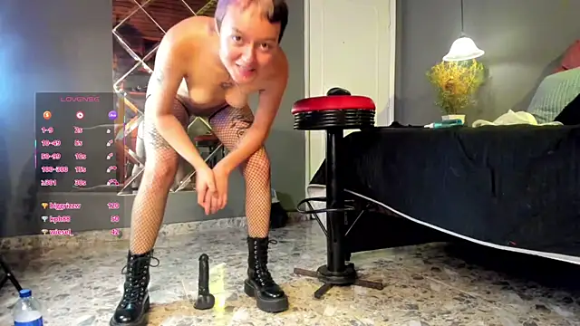 Snapshot of Baby_Punk1 chatting on October 3, 2025, 12:36 am Baby Punk1 online show from October 3, 2025, 12:36 am