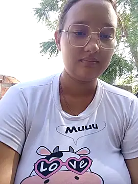 young dairy01 online show from October 31, 2025, 1:41 pm