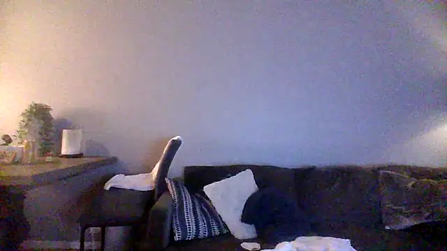 ElviraRose online show from October 9, 2025, 5:02 pm