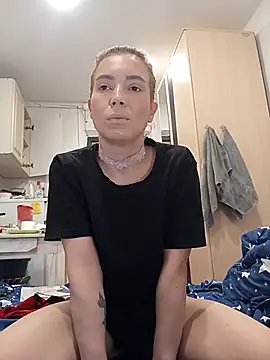 Snapshot of Conny_Shellie chatting on December 3, 2025, 11:31 am Conny Shellie online show from December 3, 2025, 11:31 am