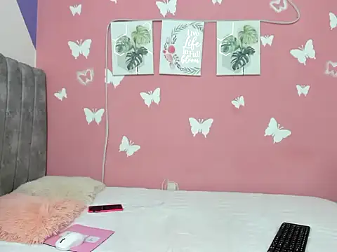 Snapshot of Eimy_hot1 chatting on October 12, 2025, 9:49 pm Eimy hot1 online show from October 12, 2025, 9:49 pm