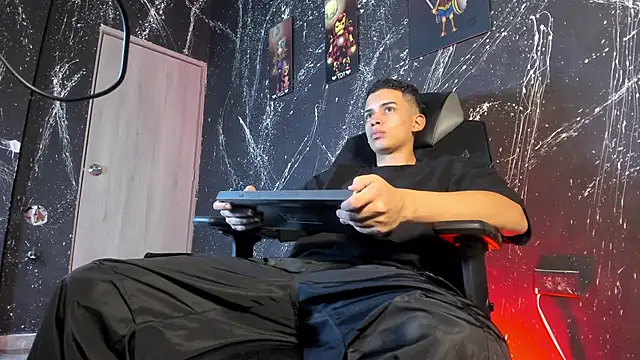 JuanSixx online show from October 19, 2025, 4:15 am