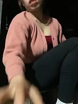 nhinhi-sexy online show from November 27, 2025, 1:11 pm