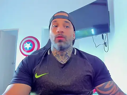 JoshRigby online show from October 28, 2025, 7:35 pm