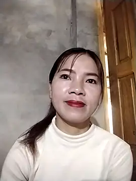 Snapshot of lmc-zz chatting on March 24, 2026, 12:10 am lmc-zz online show from March 24, 2026, 12:10 am