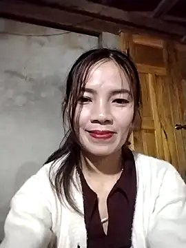 Snapshot of lmc-zz chatting on April 1, 2026, 1:12 pm lmc-zz online show from April 1, 2026, 1:12 pm