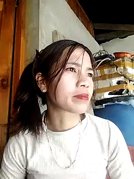 Snapshot of lmc-zz chatting on March 3, 2026, 4:30 am lmc-zz online show from March 3, 2026, 4:30 am