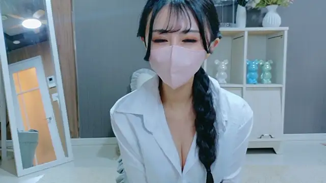 Snapshot of -Rukachi- chatting on November 21, 2025, 9:41 am -Rukachi- online show from November 21, 2025, 9:41 am