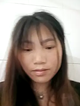 min-xinh online show from April 1, 2026, 10:18 pm