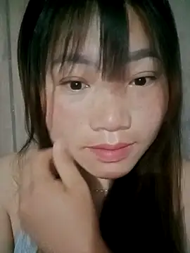 min-xinh online show from April 8, 2026, 10:55 pm