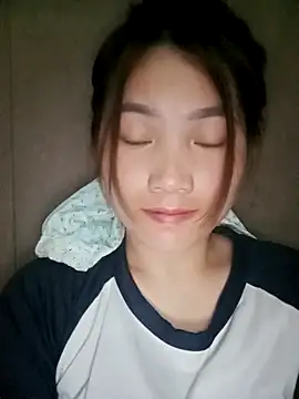 Snapshot of min-xinh chatting on October 4, 2025, 5:14 pm min-xinh online show from October 4, 2025, 5:14 pm