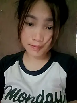 Snapshot of min-xinh chatting on October 5, 2025, 9:33 am min-xinh online show from October 5, 2025, 9:33 am