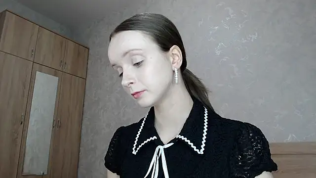 Snapshot of Yourplayfulspark chatting on November 19, 2025, 6:08 pm Yourplayfulspark online show from November 19, 2025, 6:08 pm