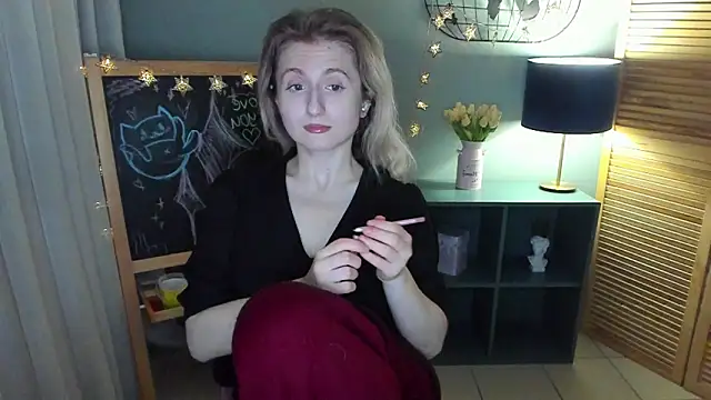 Snapshot of CamillaDreamer chatting on May 22, 2026, 1:09 pm CamillaDreamer online show from May 22, 2026, 1:09 pm