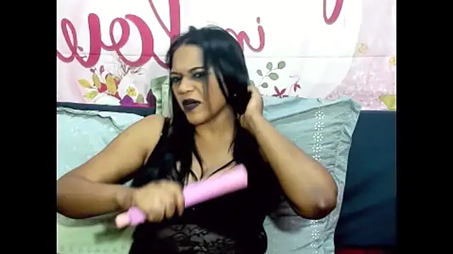 indianswtbella online show from December 4, 2025, 4:44 am