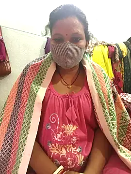 Snapshot of Desi_Lilly01 chatting on November 24, 2025, 4:40 pm Desi Lilly01 online show from November 24, 2025, 4:40 pm