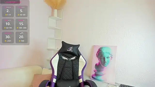 Ella starrr   online show from October 31, 2025, 1:24 am