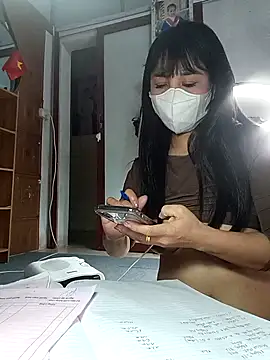 Snapshot of Ori-Min chatting on February 9, 2026, 5:05 am Ori-Min online show from February 9, 2026, 5:05 am