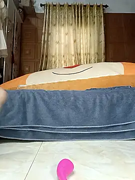 Snapshot of Ori-Min chatting on January 19, 2026, 2:15 am Ori-Min online show from January 19, 2026, 2:15 am