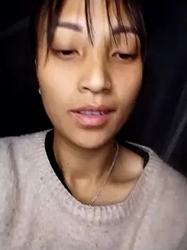 Snapshot of July_sexy69 chatting on December 5, 2025, 10:25 am July sexy69 online show from December 5, 2025, 10:25 am