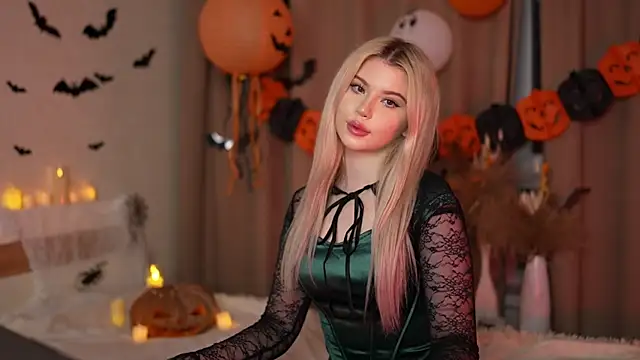 Snapshot of AshleyNikoo chatting on October 29, 2025, 3:55 pm AshleyNikoo online show from October 29, 2025, 3:55 pm