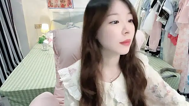 Snapshot of Gardenia-222 chatting on April 14, 2026, 4:34 pm Gardenia-222 online show from April 14, 2026, 4:34 pm