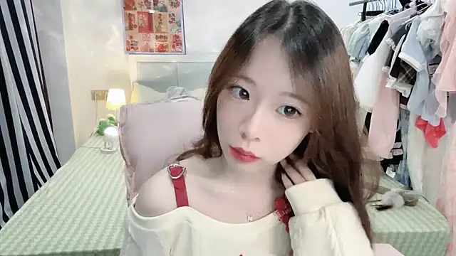 Snapshot of Gardenia-222 chatting on March 28, 2026, 12:50 pm Gardenia-222 online show from March 28, 2026, 12:50 pm