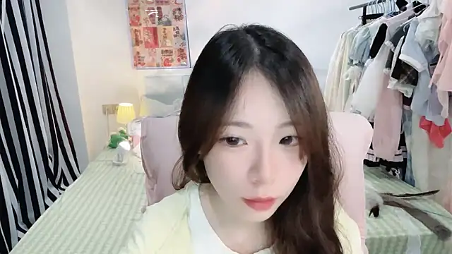 Snapshot of Gardenia-222 chatting on March 31, 2026, 11:23 am Gardenia-222 online show from March 31, 2026, 11:23 am