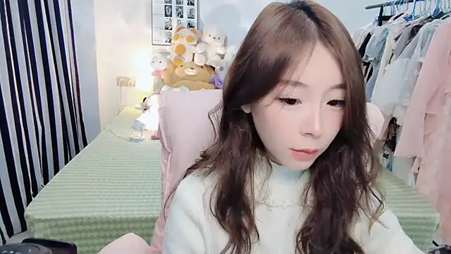 Snapshot of Gardenia-222 chatting on October 29, 2025, 8:57 am Gardenia-222 online show from October 29, 2025, 8:57 am