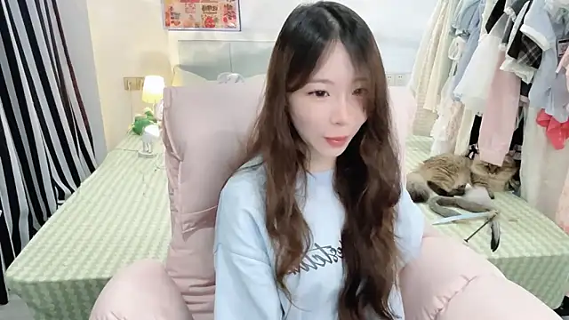 Snapshot of Gardenia-222 chatting on April 1, 2026, 1:41 pm Gardenia-222 online show from April 1, 2026, 1:41 pm