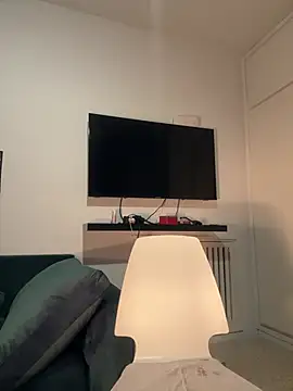 Laila 11111 online show from March 31, 2026, 9:22 am