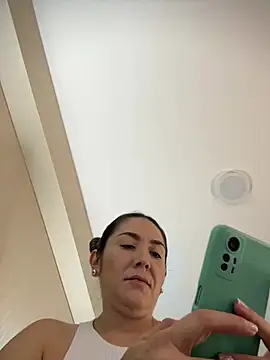 Mariana gom online show from April 7, 2026, 12:18 pm