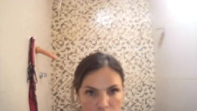 AlinemariaX online show from October 10, 2025, 3:07 am