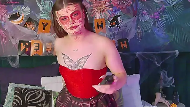 Snapshot of EvaaLane chatting on October 31, 2025, 7:49 am EvaaLane online show from October 31, 2025, 7:49 am