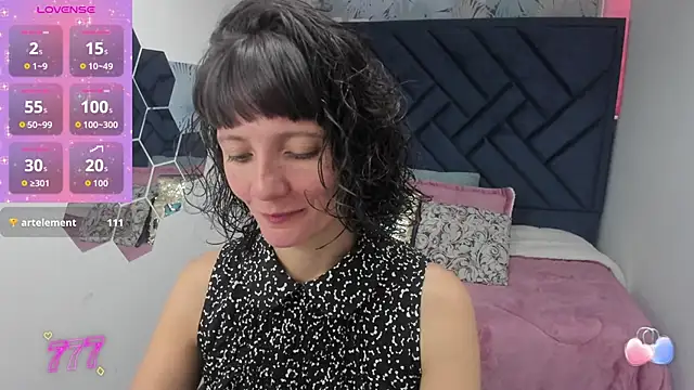 Valery More   online show from April 1, 2026, 1:41 pm