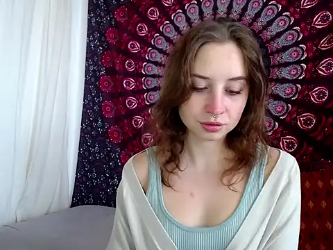 AdalynKiss online show from March 25, 2026, 7:19 am