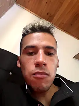 wiland hot23 online show from December 18, 2025, 8:12 pm