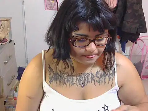 crucifxcked online show from May 18, 2026, 2:55 am