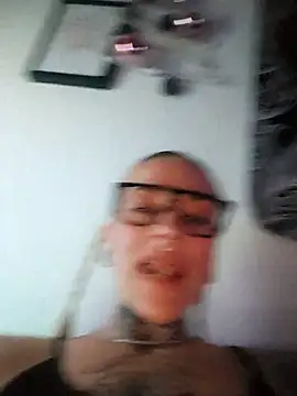 Peach420live online show from December 3, 2025, 9:14 pm