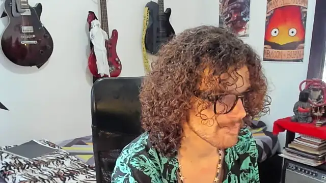 Snapshot of MikaelRizzzo chatting on October 15, 2025, 3:31 pm MikaelRizzzo online show from October 15, 2025, 3:31 pm