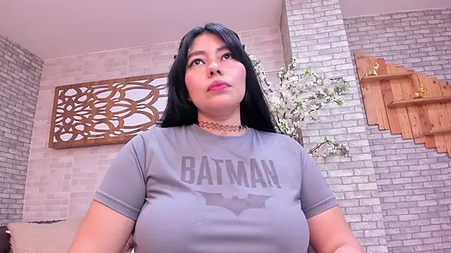 Alisonn Doll online show from October 8, 2025, 2:51 pm