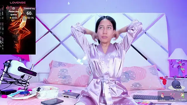 Amelia Rivas online show from November 7, 2025, 7:51 pm