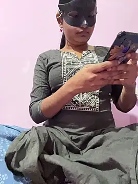 Snapshot of TeluguIshu_teen20 chatting on December 18, 2025, 9:47 am TeluguIshu teen20 online show from December 18, 2025, 9:47 am