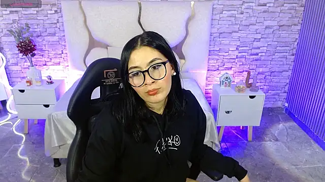 Snapshot of casse_tay chatting on November 24, 2025, 4:34 am casse tay online show from November 24, 2025, 4:34 am