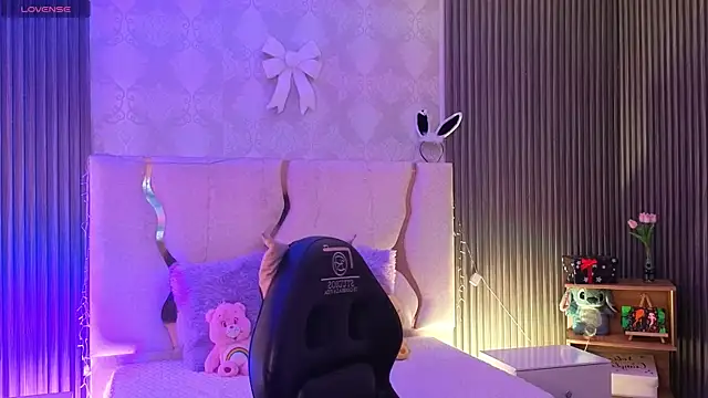 Ixchel tay online show from April 2, 2026, 4:08 am