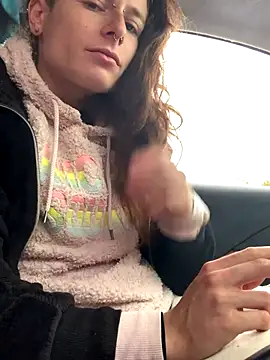 Snapshot of GoldenPussy1329 chatting on October 27, 2025, 9:10 am GoldenPussy1329 online show from October 27, 2025, 9:10 am