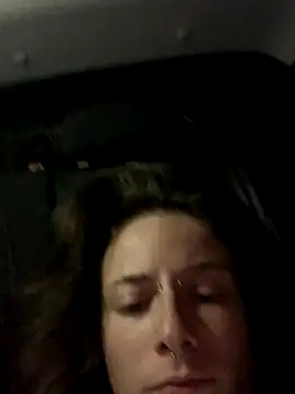 Snapshot of GoldenPussy1329 chatting on November 16, 2025, 9:30 pm GoldenPussy1329 online show from November 16, 2025, 9:30 pm