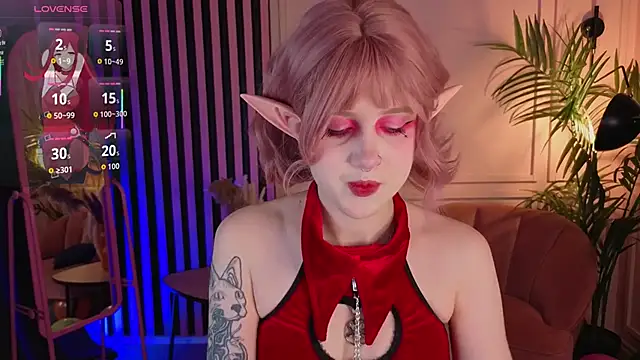 Snapshot of luna_son chatting on December 3, 2025, 6:14 am luna son online show from December 3, 2025, 6:14 am